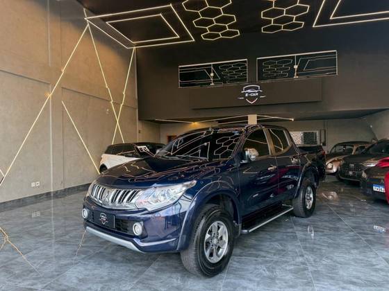 MITSUBISHI L200 TRITON 2.4 16V TURBO DIESEL SPORT HPE TOP CD 4P 4X4 AUTOMÁTICO
